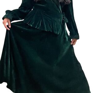 Elegant Velvet Green Dress